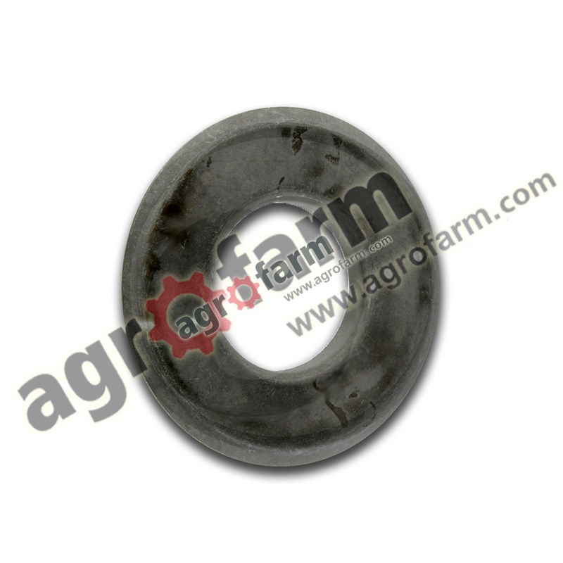 SHAFT SEAL COVER FWD DEUTZ AGROTRON