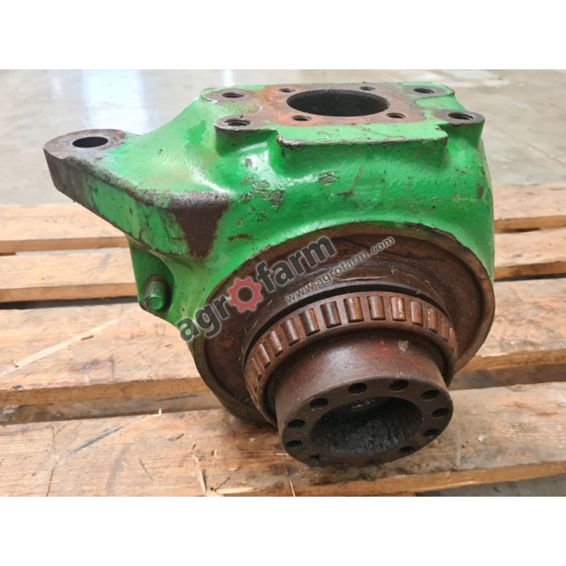 Swivel housing RH JOHN DEERE 6110 6120 6220 73306014619