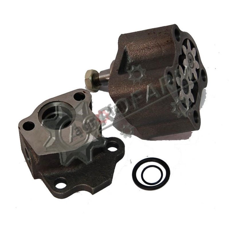 JOHN DEERE OIL PUMP