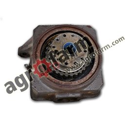 Swivel housing MASSEY 3610 3630 3635 3645 3426746R1