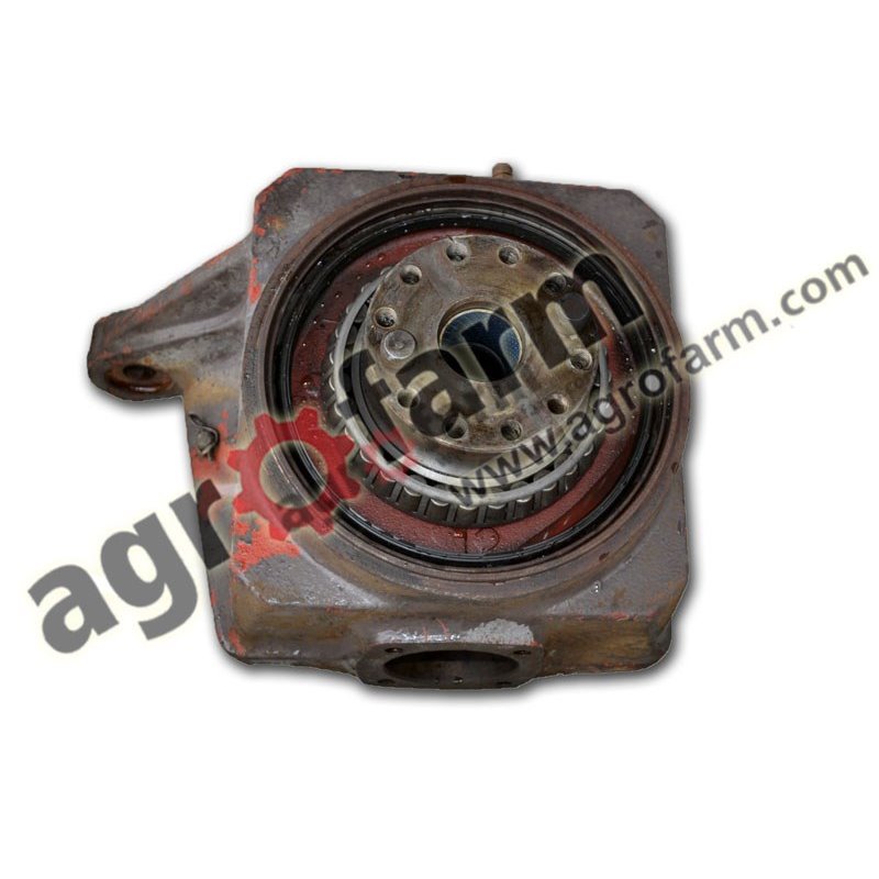 Swivel housing MASSEY  3080 3085 3090 3095 3426763R1