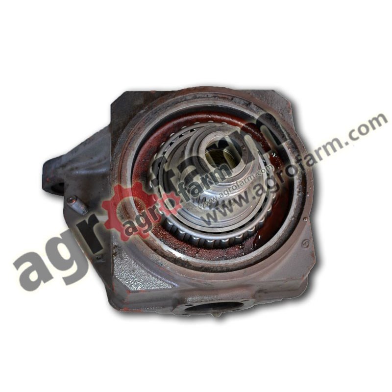 Swivel housing MASSEY 6170 6180 6190 8240 3428412R1