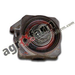 Swivel housing RH MASSEY 8110 8120 8130 8140 3429875R3