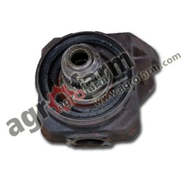 Swivel housing MASSEY 6225 6235 6245 6255 3764019R1