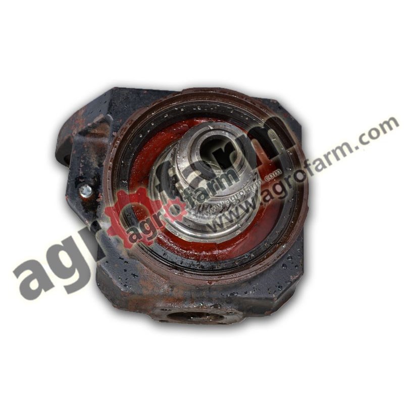 Swivel housing MASSEY 6445 6455 6460 6465 3765753R1