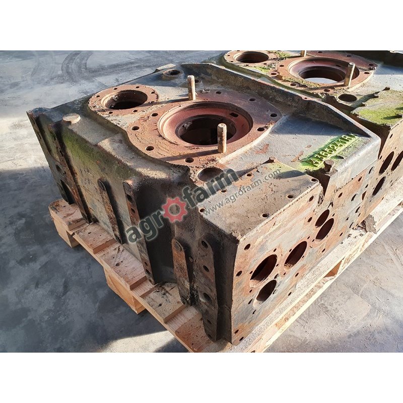 DEUTZ REAR AXLE Housing