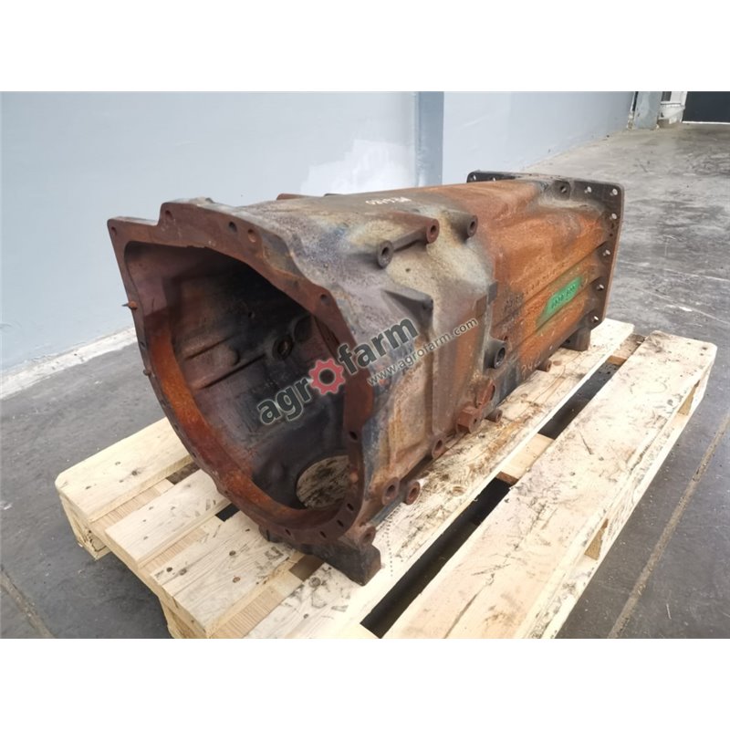 Housing GEARBOX MASSEY FERGUSON