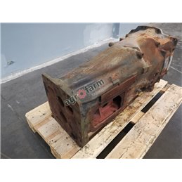 Housing GEARBOX MASSEY FERGUSON