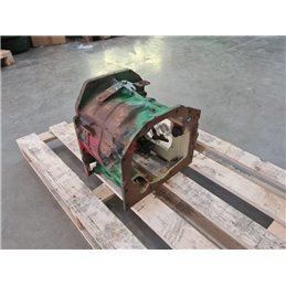 Housing JOHN DEERE L166552 GEARBOX 6220 6320 6420