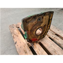 Housing JOHN DEERE 7600 7700 7800 R124437 GEARBOX