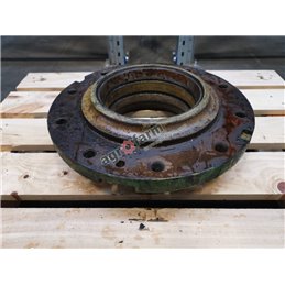 FWD Hub R115229 JOHN DEERE