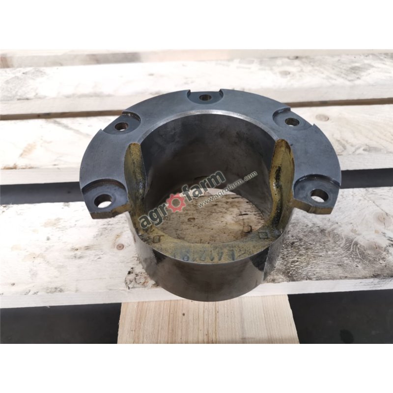 JOHN DEERE REAR DIFFERENTIAL HOLDER 3650 L41219