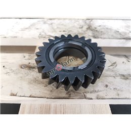 gear 3RD GEAR FROM 24 MASSEY FERGUSON 3050