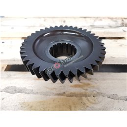 2ND GEAR GEAR WITH 37 MASSEY FERGUSON 6235 6260