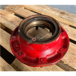 FWD Hub CASE MCCORMICK 12085