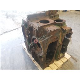 JOHN DEERE L41607 REAR AXLE Housing