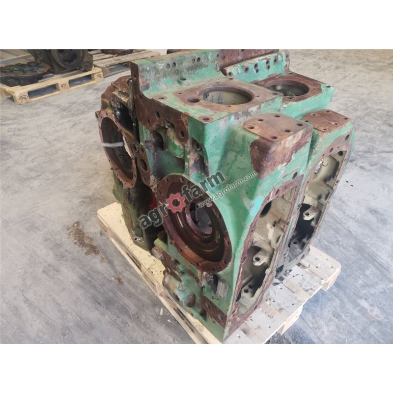 Housing JOHN DEERE L58159 GEARBOX