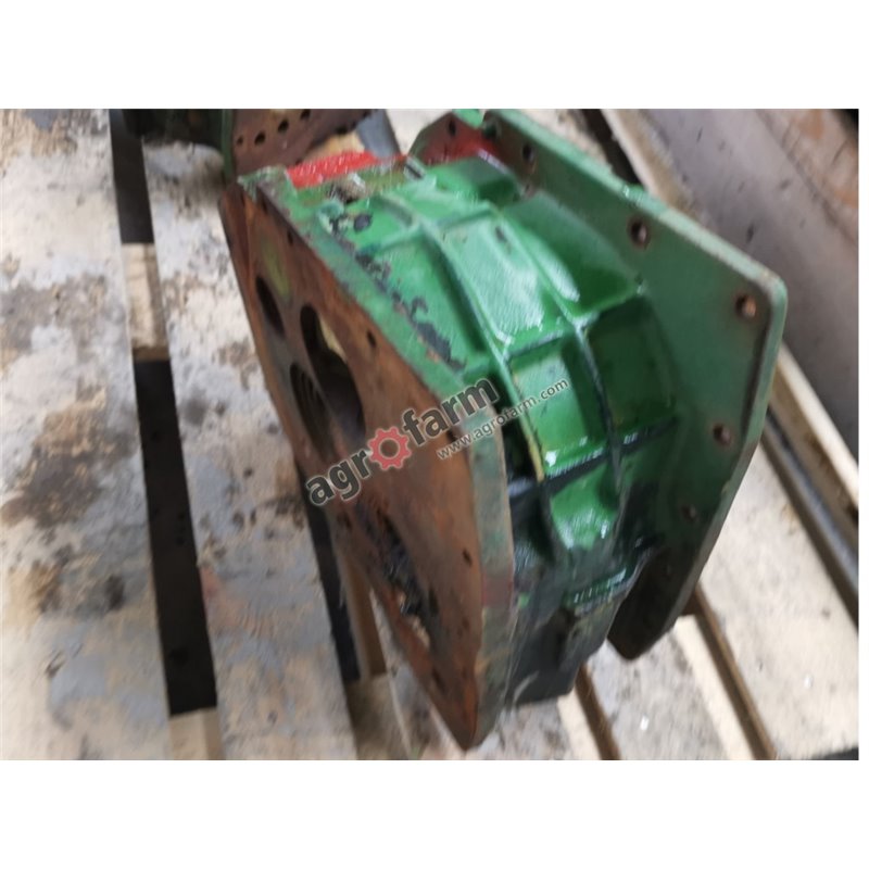 Housing JOHN DEERE GEARBOX L101941