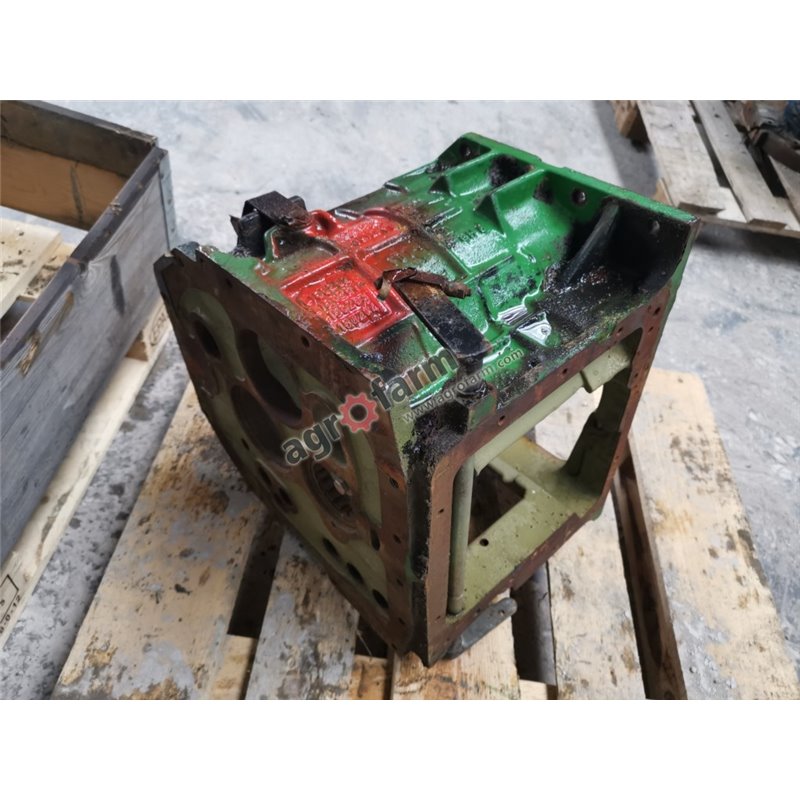 Housing JOHN DEERE GEARBOX L156261