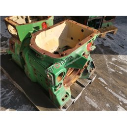 Housing JOHN DEERE REAR AXLE R240863