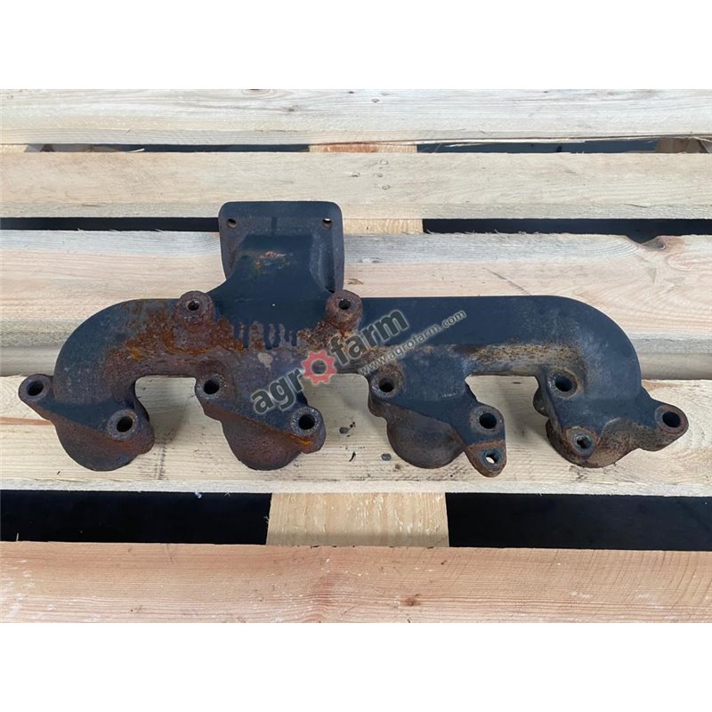 JOHN DEERE EXHAUST MANIFOLD R132976