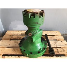 Final drive RH R256608 JOHN DEERE 5070M 5125R 5100M