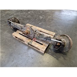 Front axle NEW HOLLAND M135