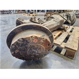 Front axle NEW HOLLAND M135