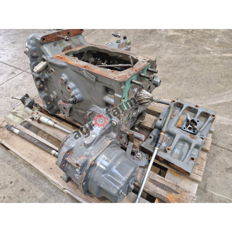 FENDT 310C GEARBOX