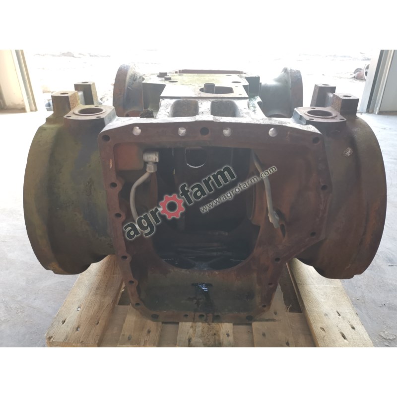 DEUTZ SAME LAMBORGHINI REAR AXLE Housing