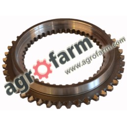 MASSEY FERGUSON GEAR COVER