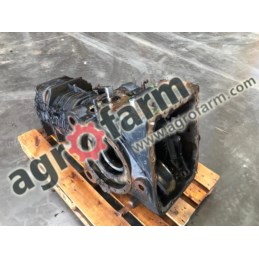 Rear Axle AND JOHN DEERE 6105M GEARBOX