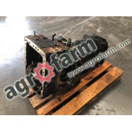 Rear Axle AND JOHN DEERE 6105M GEARBOX