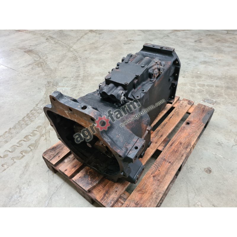 NEW HOLLAND TS125A GEARBOX