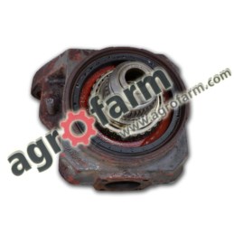 Swivel housing MASSEY 6110 6120 6130 6140 3764017R1