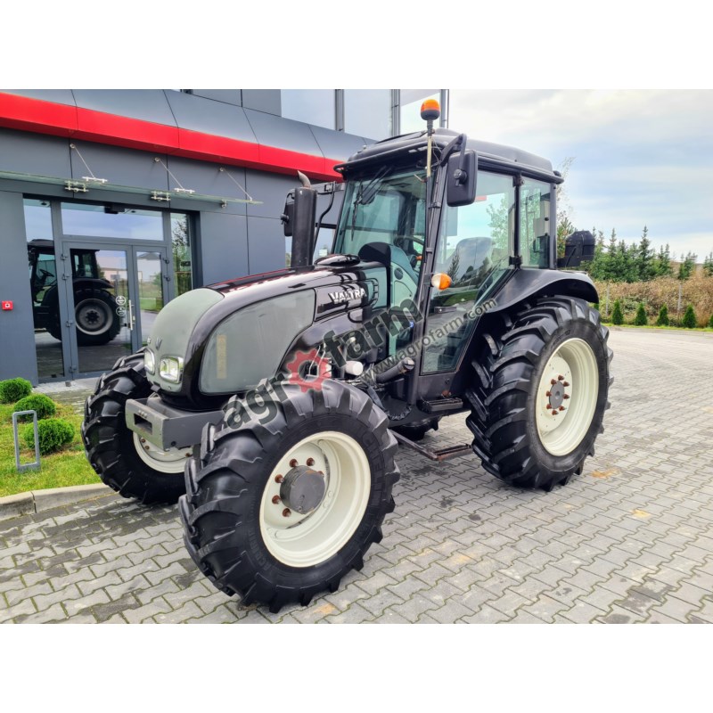 VALTRA A93